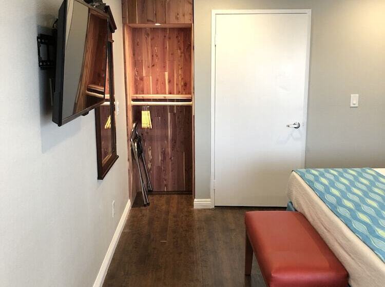 Standard Værelse King-seng Tilpasset til Handicappede, Alamo Inn And Suites  Convention Center