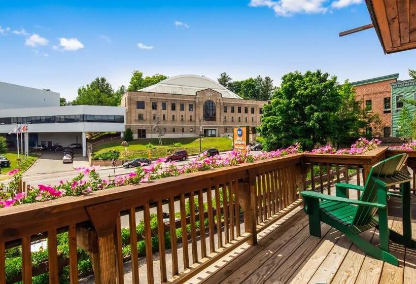 Люкс с Балконом, Best Western Adirondack Inn