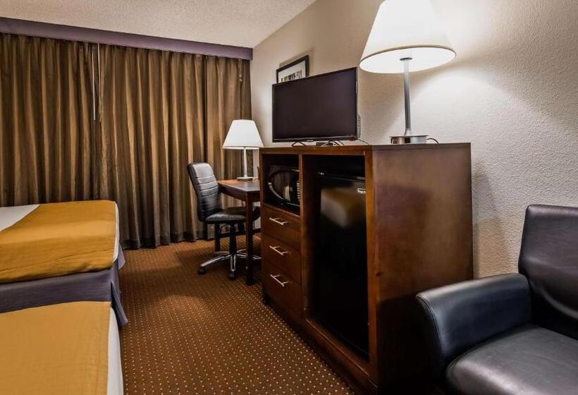اتاق استاندارد با چشم‌انداز استخر, Best Western Yacht Harbor