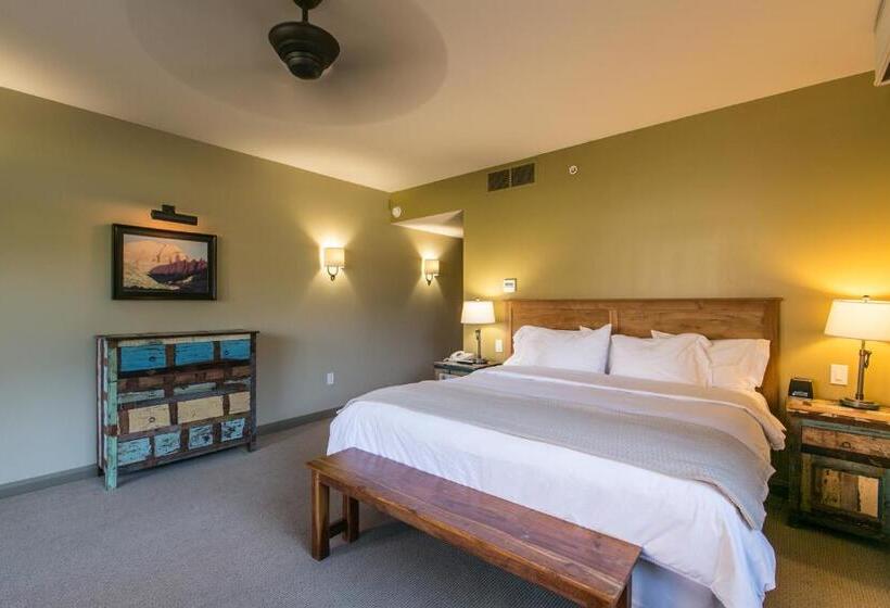 Номер Deluxe Кровать Кинг, Driftwood Lodge