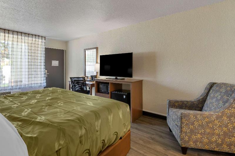 Стандартный Номер Кровать Кинг, Quality Inn Saint Petersburg Northtampa Bay