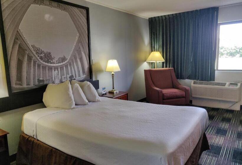 Номер Deluxe, Sprucewood Inn