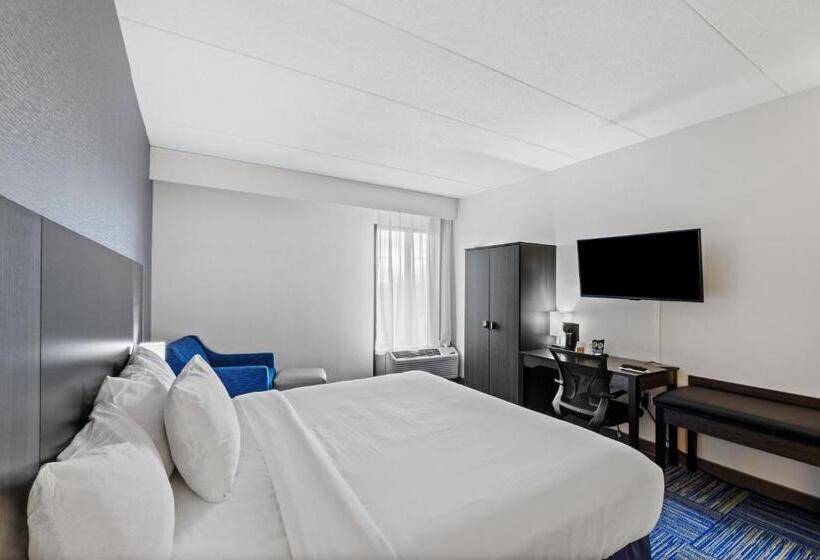 キングサイズベッドのスタンダードルーム, Allentown Park Hotel, Ascend Hotel Collection
