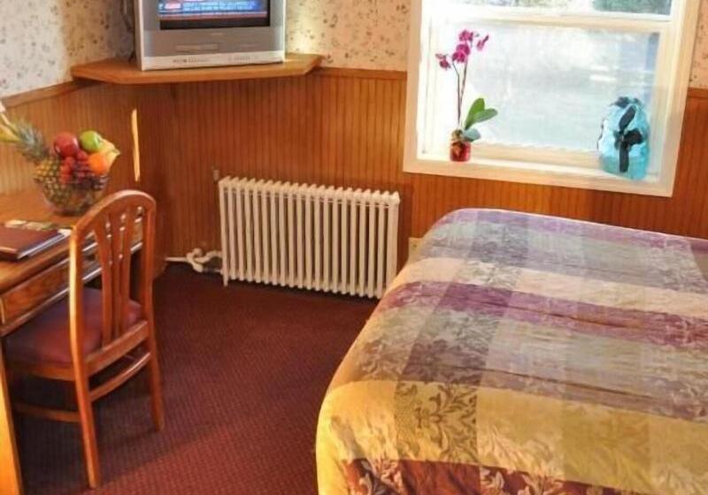 اتاق استاندارد با سرویس بهداشتی مشترک, Seward