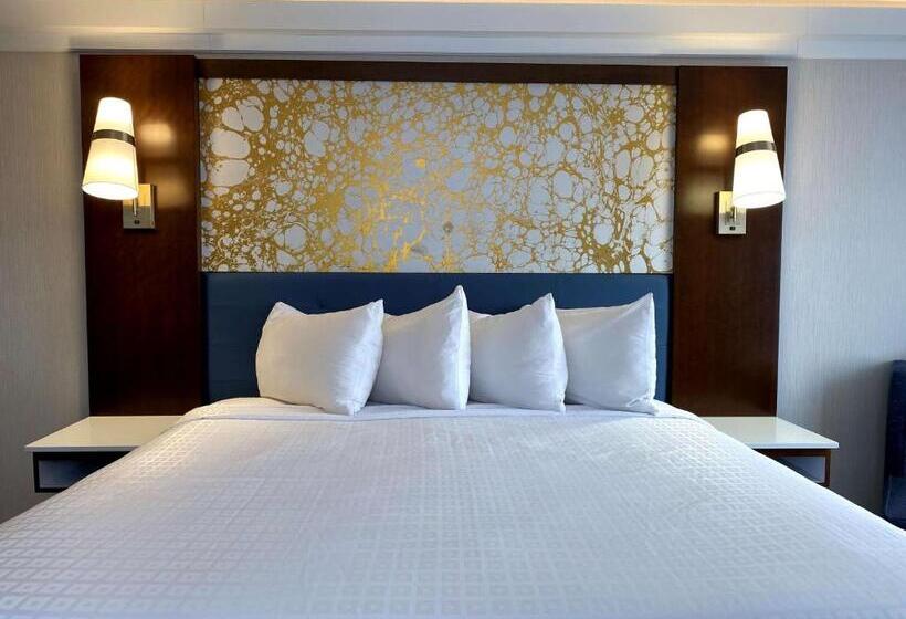 Номер Стандарт Кровать Кинг Адаптированный для Инвалидов, The Westfield Inn, Bw Signature Collection