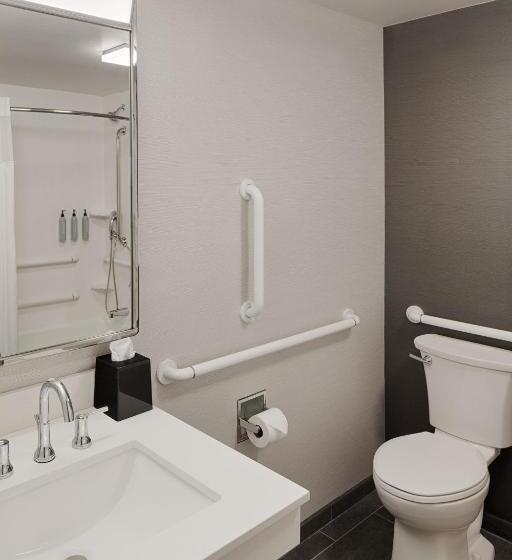 Номер Deluxe Адаптированный для Инвалидов, Courtyard Dayton South Mall