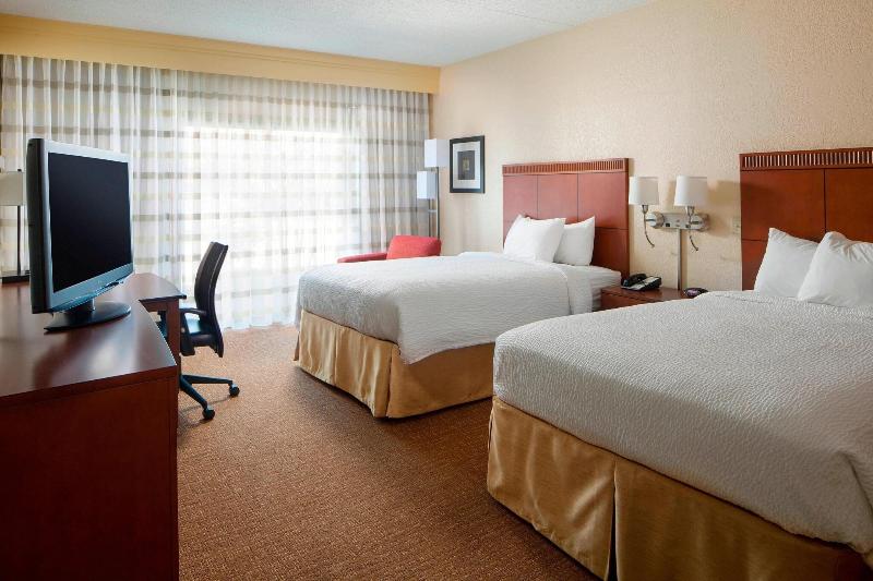 스탠다드 룸 퀸사이즈 침대, Courtyard By Marriott Little Rock West