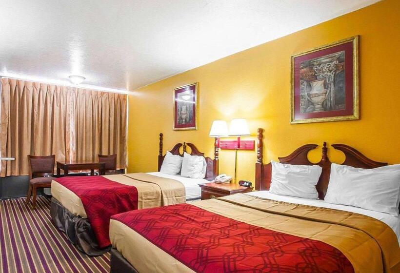 Номер Стандарт 2 Двуспальные Кровати, Econo Lodge