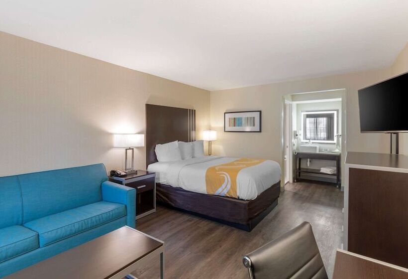 套房, Quality Inn & Suites Camarillooxnard