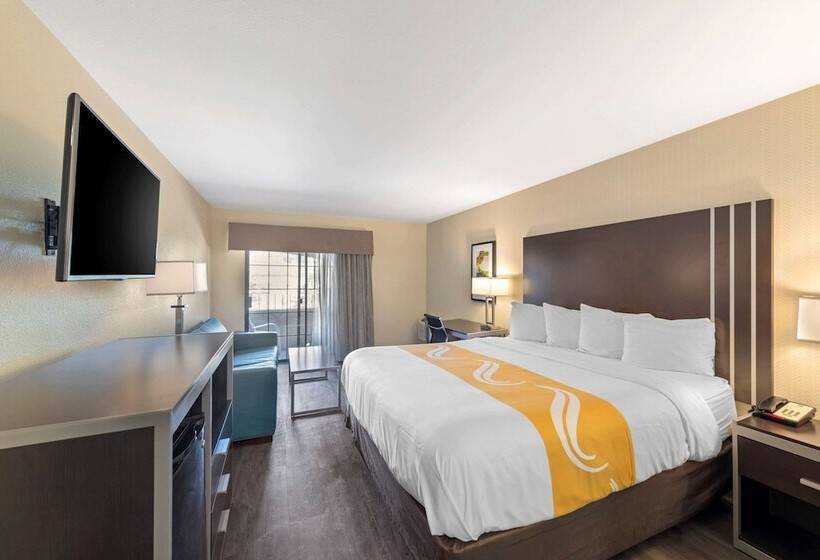 套房, Quality Inn & Suites Camarillooxnard