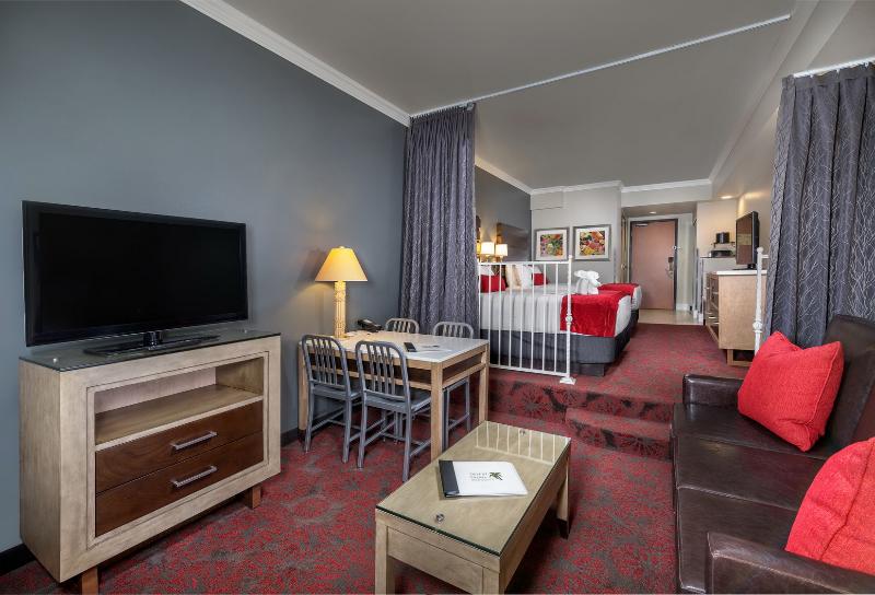Suite 2 Soveværelser, Desert Palms Hotel & Suites Anaheim Resort