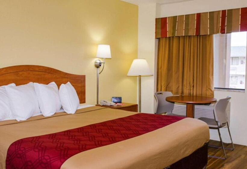 Стандартный Номер Кровать Кинг, Econo Lodge East