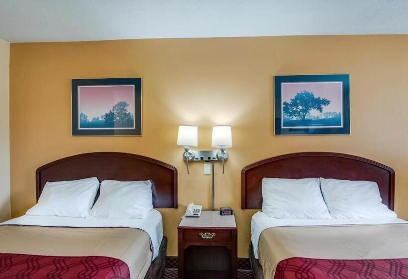 스탠다드 룸 더블 침대 2개, Econo Lodge Near Bluefield College