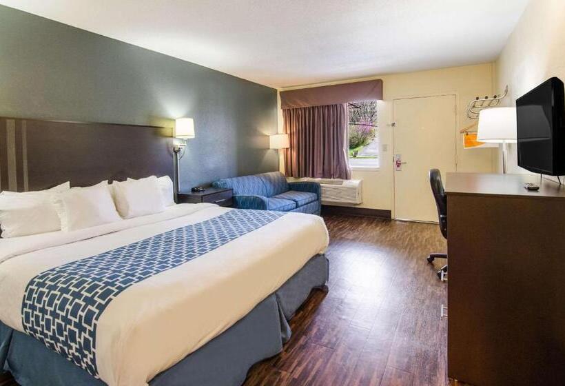 Стандартный Номер Кровать Кинг, Econo Lodge Near Motor Speedway