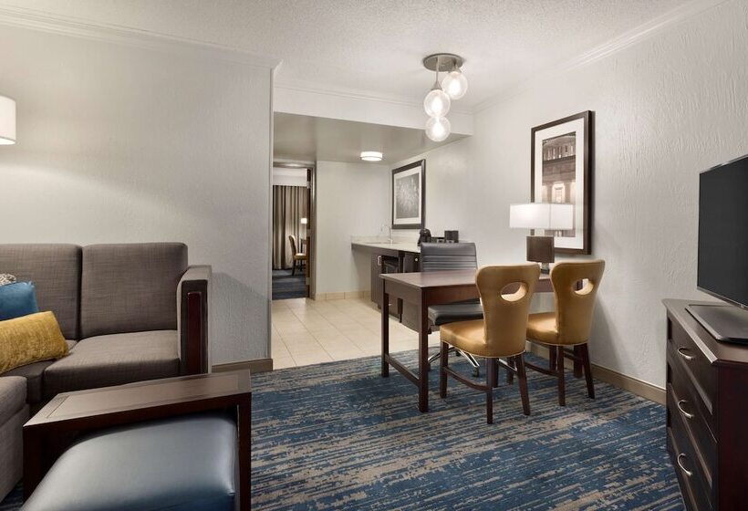 Люкс Адаптированный для Инвалидов, Embassy Suites By Hilton Columbus