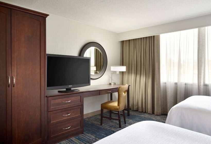 Люкс Адаптированный для Инвалидов, Embassy Suites By Hilton Columbus