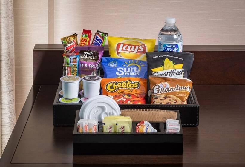 Suíte Premium, Embassy Suites By Hilton Atlanta Airport