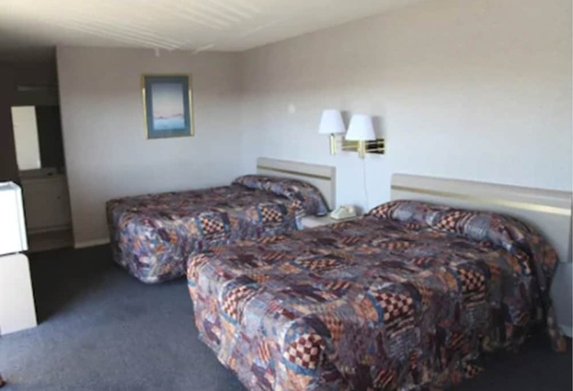 Номер Стандарт 2 Двуспальные Кровати, Seatac Inn