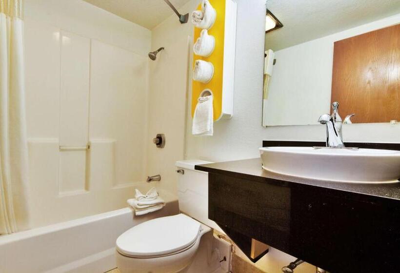 Chambre Quadruple Standard, Motel 6 Dallas  Fair Park