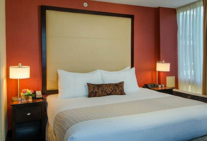 اتاق دلوکس مخصوص معلولین, Beacon Hotel & Corporate Quarters