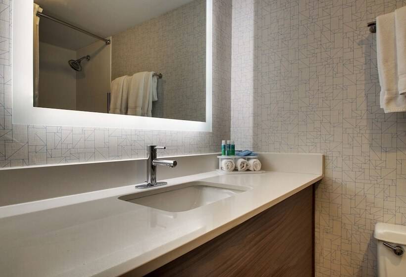 Номер Стандарт, Holiday Inn Express & Suites Wapakoneta, An Ihg