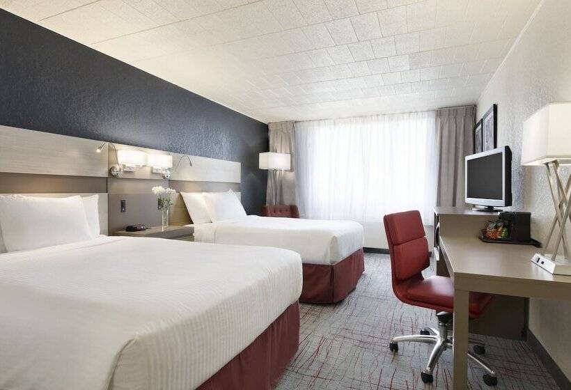 Номер Стандарт 2 Двуспальные Кровати, Ramada By Wyndham Beaver Falls