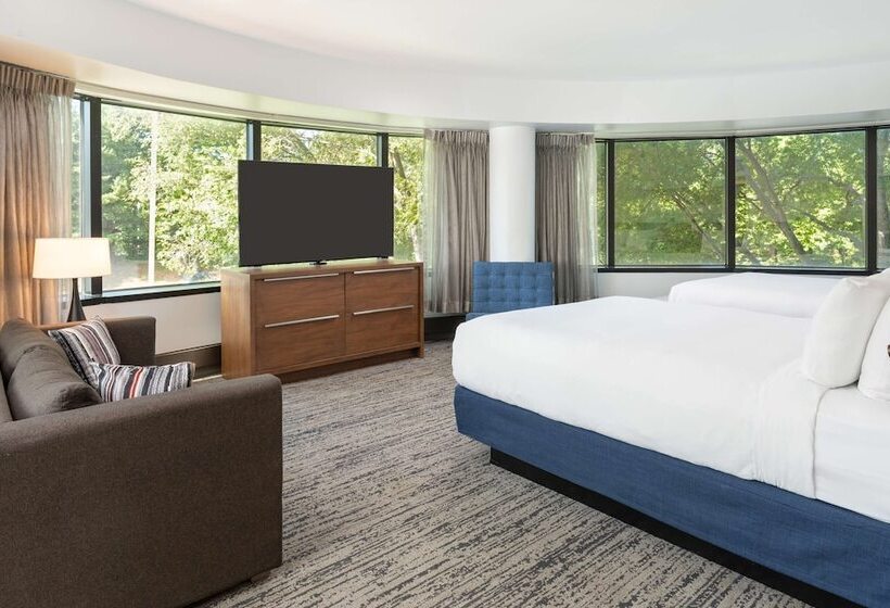 스탠다드 룸 더블 침대 2개, Hilton Fairfax
