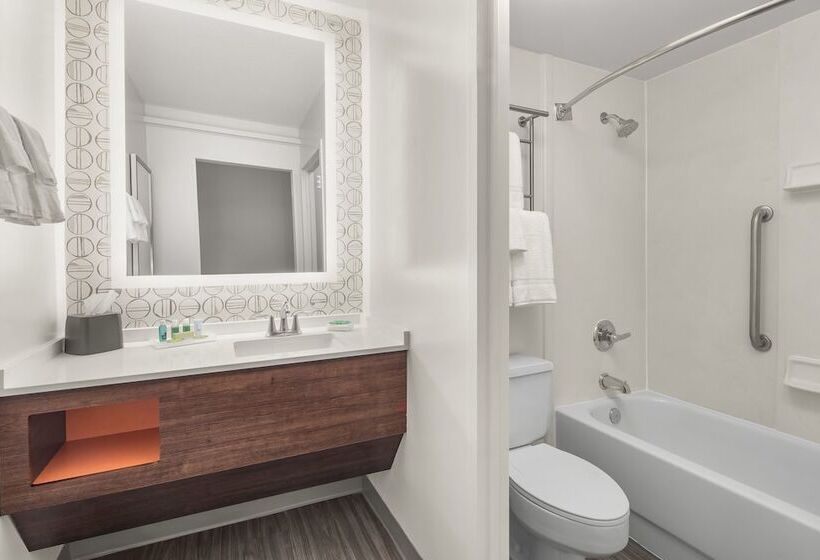 Номер Стандарт, Holiday Inn Charleston Riverview, An Ihg
