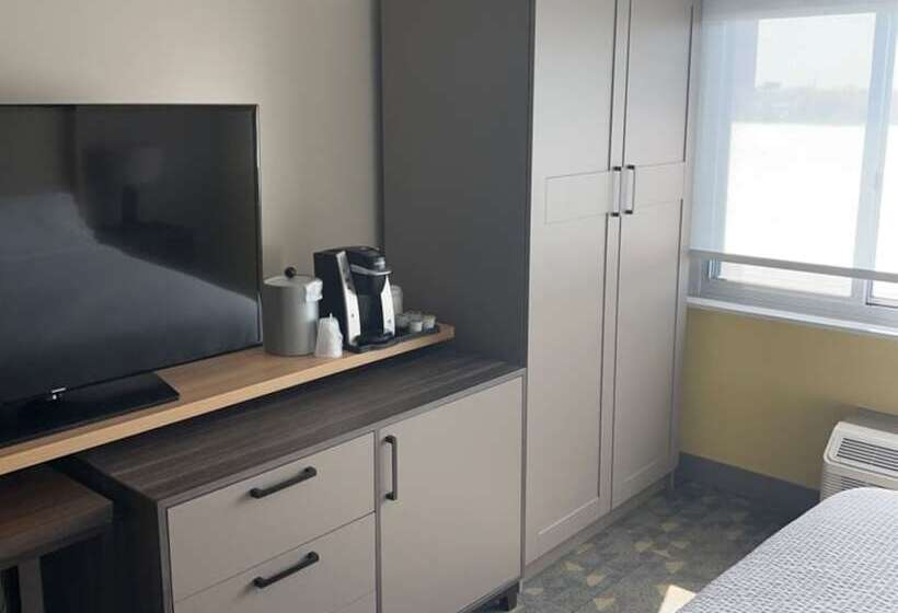 Номер Стандарт 2 Двуспальные Кровати, Holiday Inn Chicago – Midway Airport S By Ihg