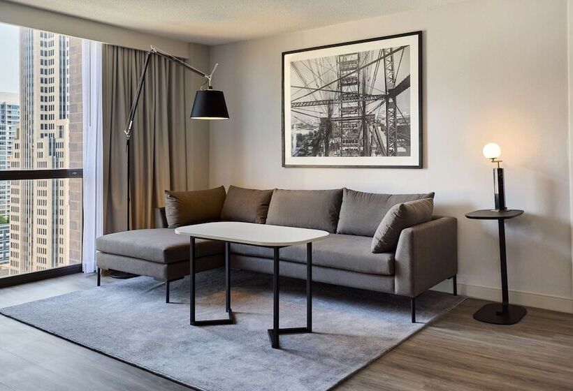 Junior Suite, Hyatt Regency Chicago
