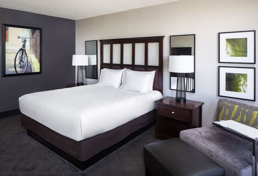 اتاق استاندارد با تخت دوبل, Hyatt Regency Savannah