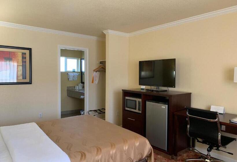 Номер Стандарт, Quality Inn Ukiah