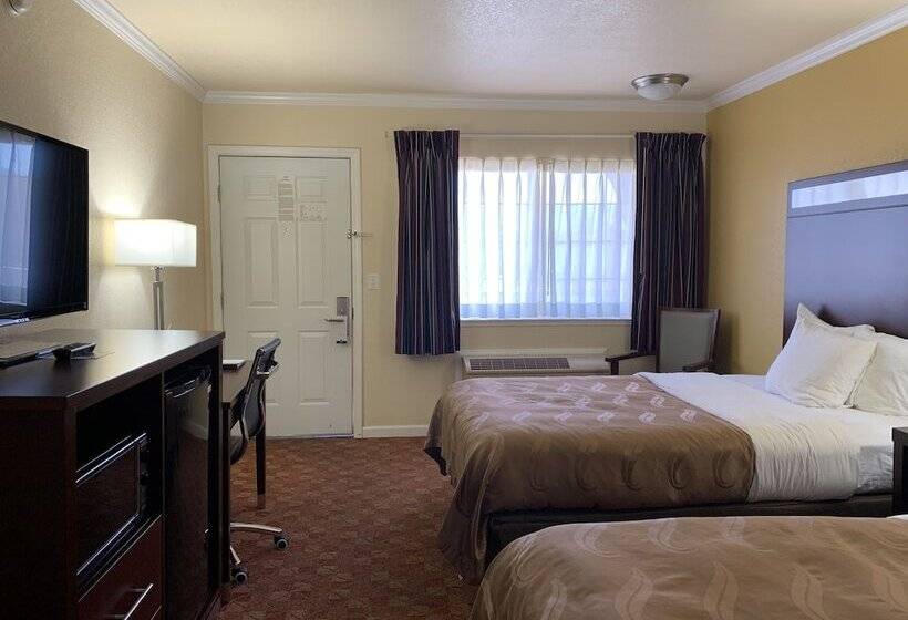 Номер Стандарт 2 Двуспальные Кровати, Quality Inn Ukiah