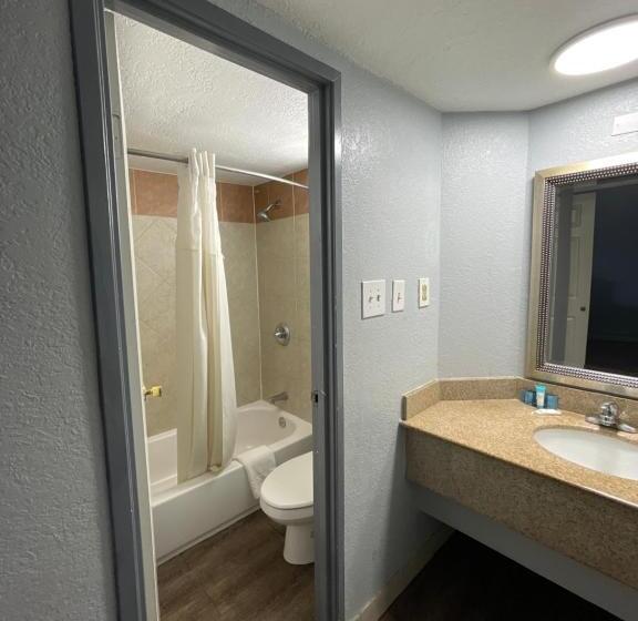 Номер Economy, Kings Inn  Medical Downtown Midtown Memphis