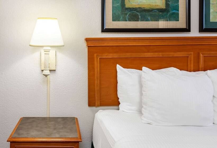 带2个双人床的标准工作室, La Quinta Inn By Wyndham El Paso West