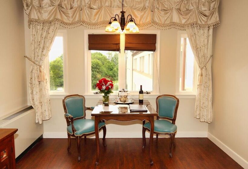 Номер Стандарт, La Tourelle Hotel & Spa