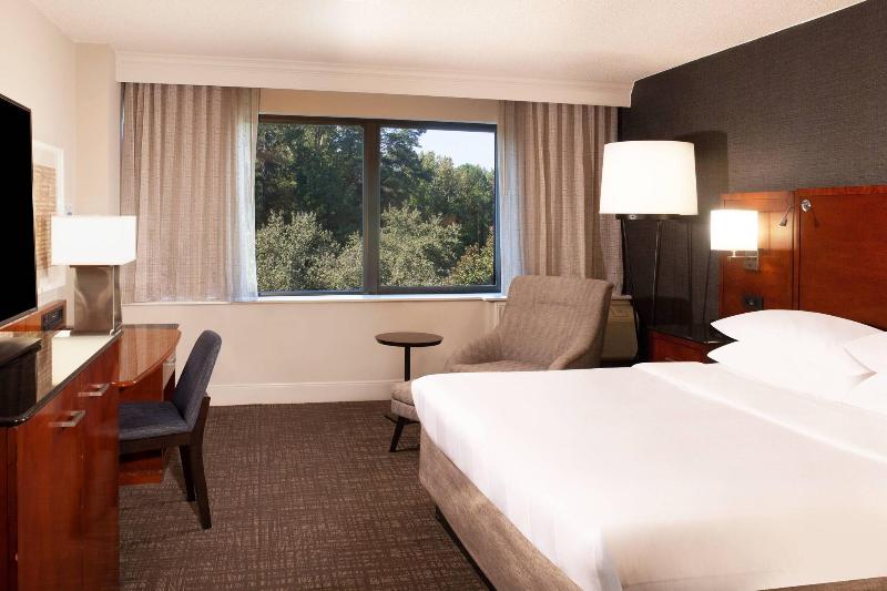 Стандартный Номер Кровать Кинг, Marriott Raleigh Durham Research Triangle Park