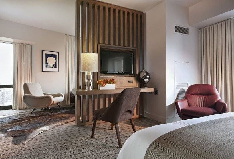 Полулюкс, Thompson Chicago, By Hyatt