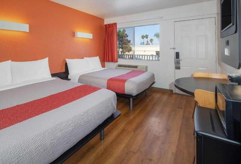 Четырехместный Номер Стандарт, Motel 6 Ventura, Ca   Beach