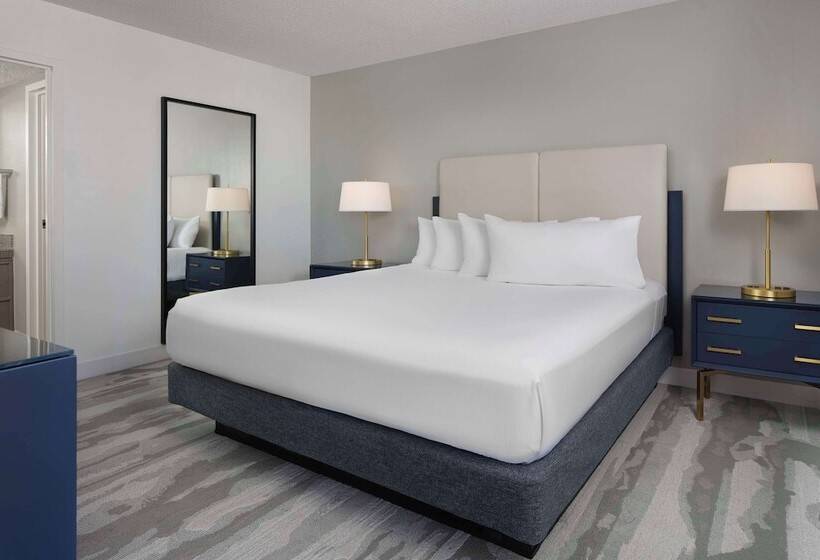 Люкс Вид на Море, Embassy Suites By Hilton Myrtle Beach Oceanfront Resort