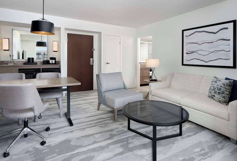 Номер Стандарт 2 Двуспальные Кровати, Embassy Suites By Hilton Myrtle Beach Oceanfront Resort