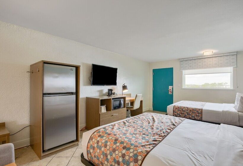 스탠다드 룸 더블 침대 2개, Beachside Resort