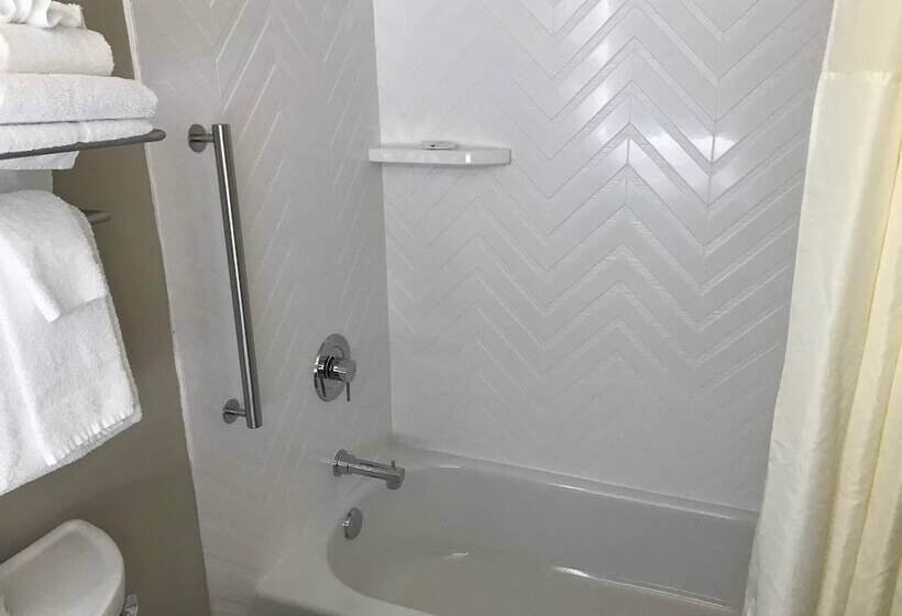 סוויטה עם נוף לנהר, Holiday Inn   Clarkston   Lewiston, An Ihg