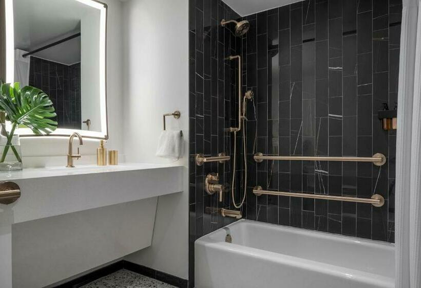 غرفة قياسية سرير كينج, Pga National Resort