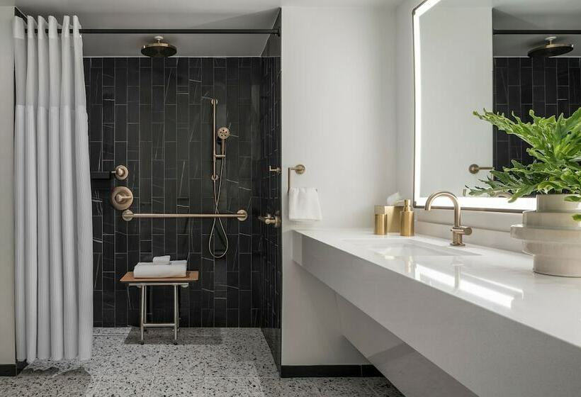 جناح جونيور لذوى الاحتياجات الخاصة, Pga National Resort