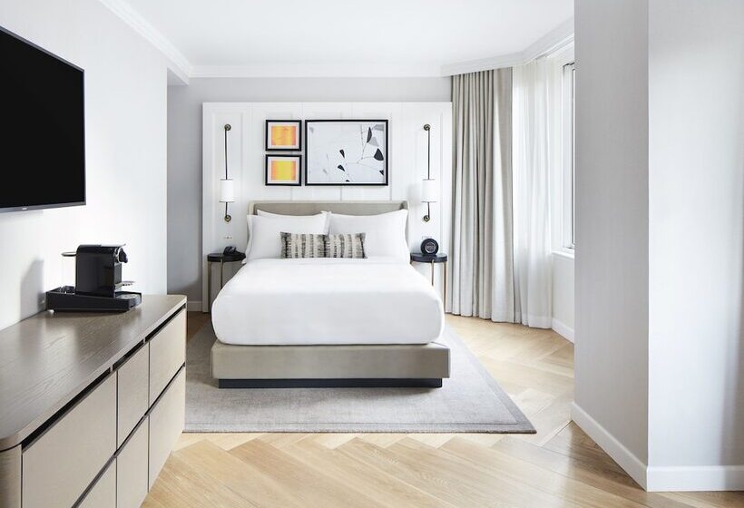 سوییت جونیور با چشم‌انداز شهر, The Luxury Collection Hotel Manhattan Midtown