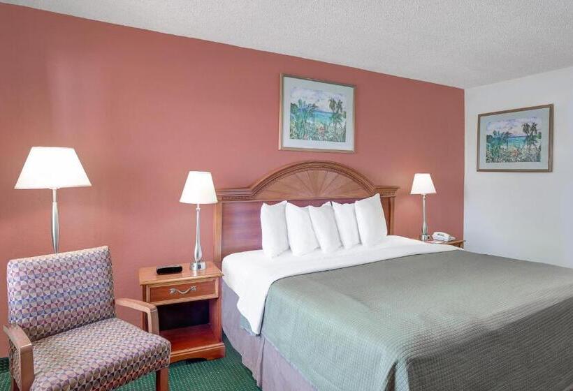 带大床的标准间, Howard Johnson By Wyndham Ft. Myers Fl