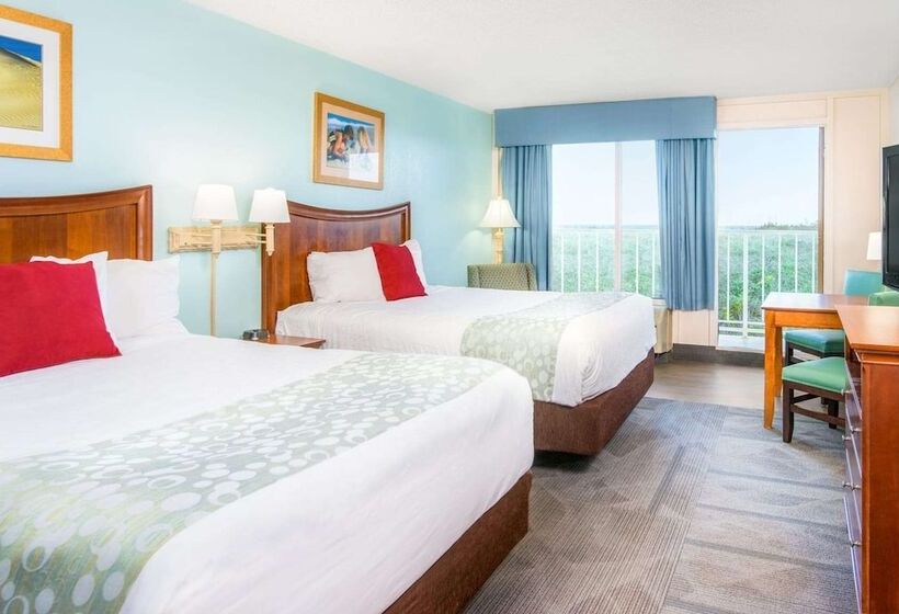 Номер Стандарт 2 Двуспальные Кровати, Ramada Plaza By Wyndham Nags Head Oceanfront