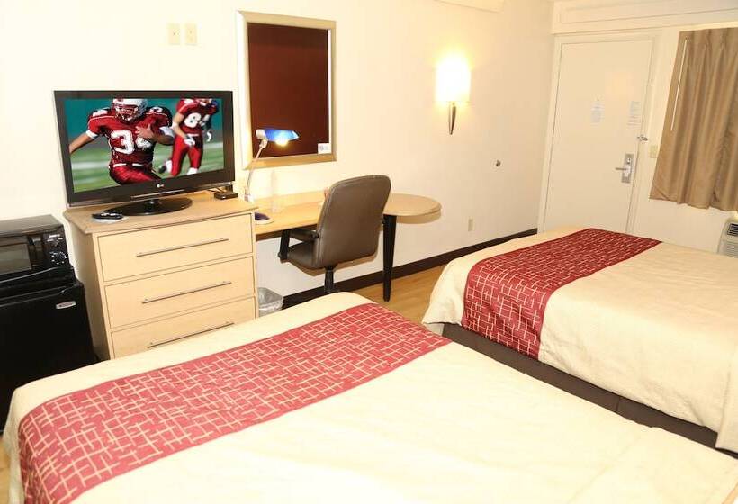Номер Deluxe, Red Roof Inn Enfield