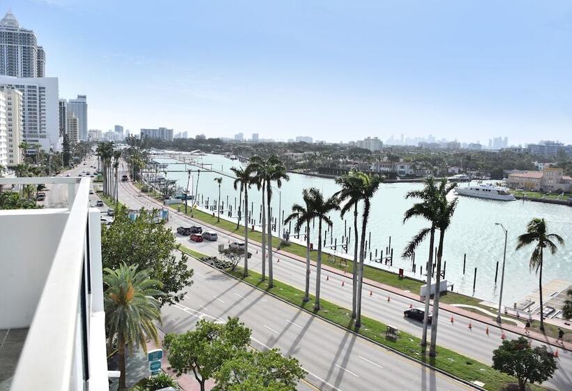 豪华套房, Seacoast Suites On Miami Beach